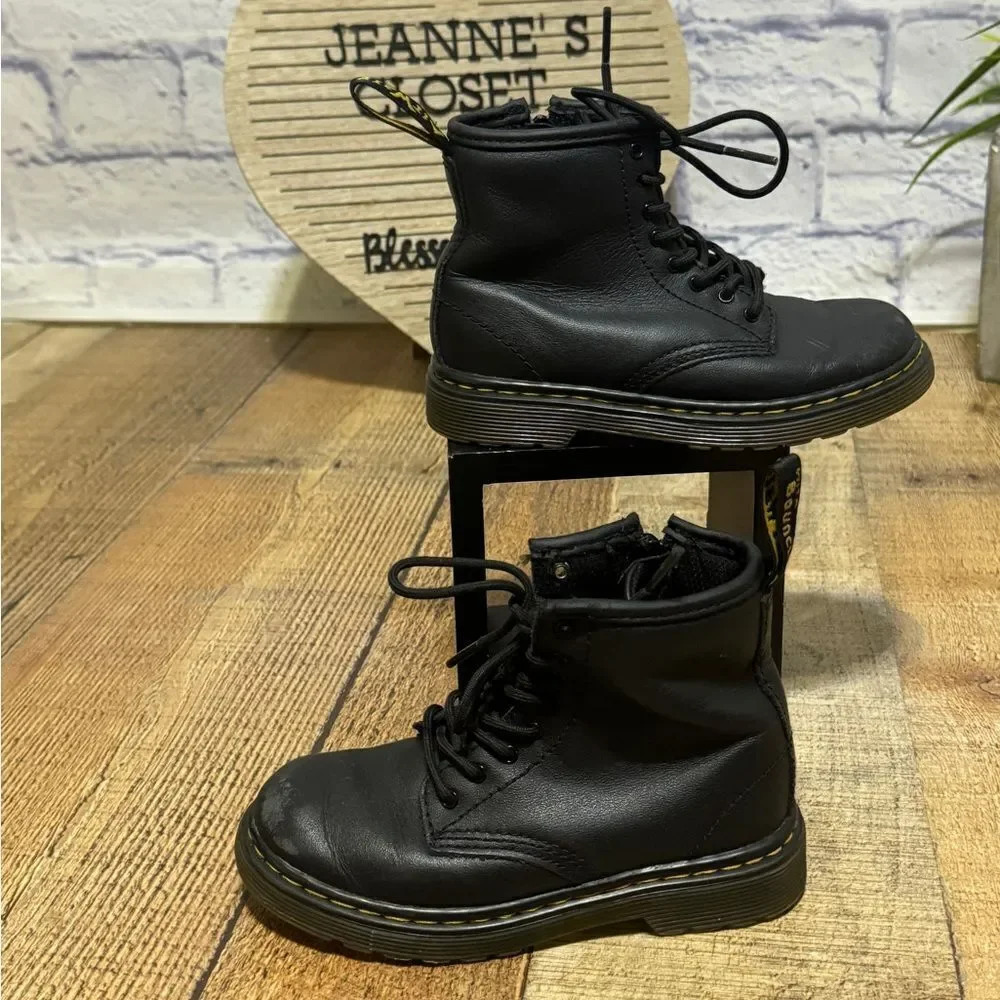 Dr Martens 1460 Soft T Leather Lace Up Boots Black Booties youth  Size 10